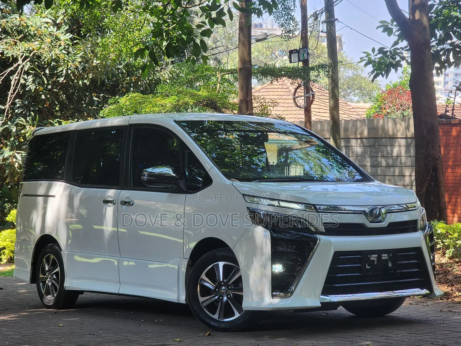 Toyota Voxy ZS 2WD 7-Seater 2019 White