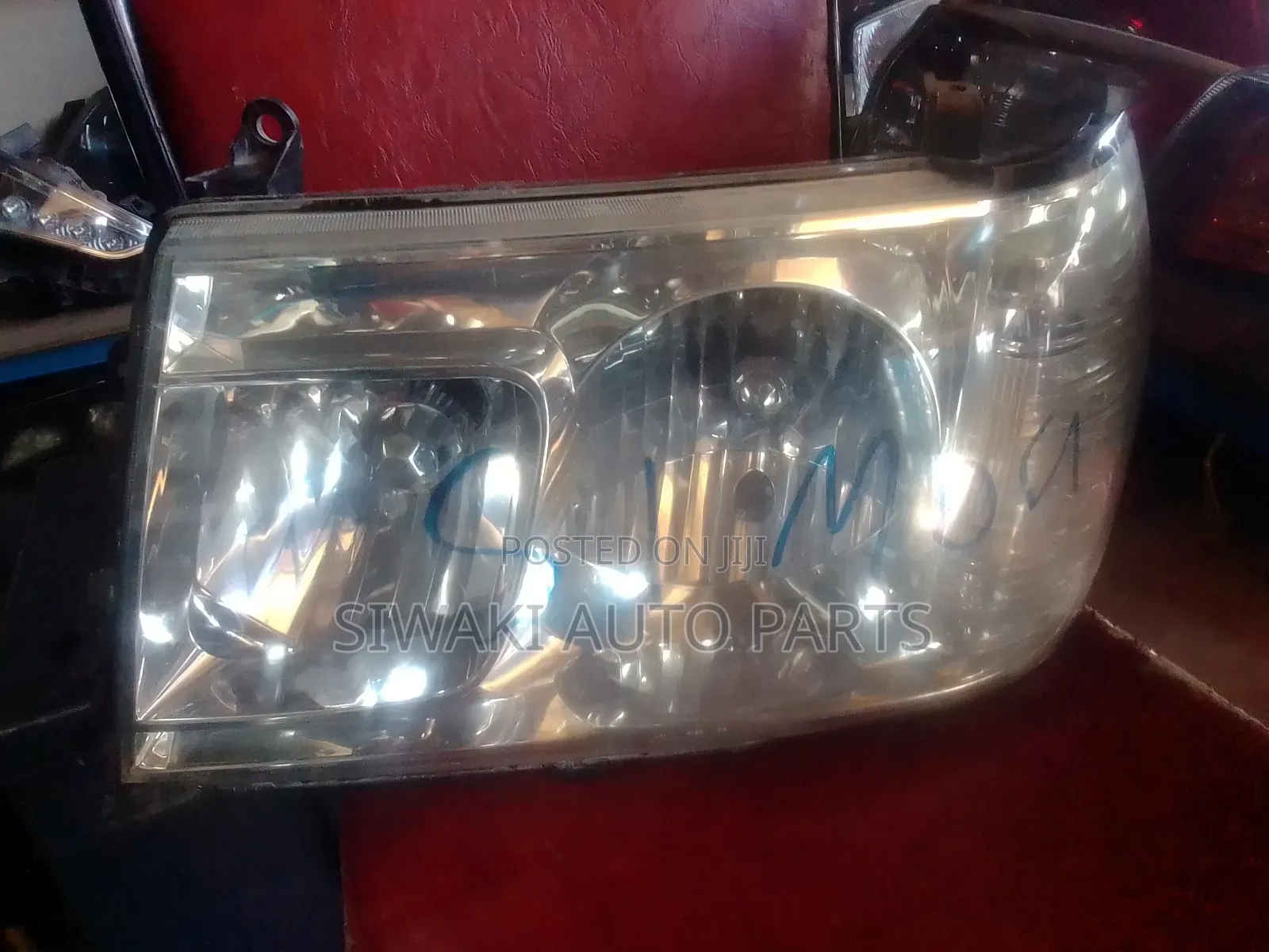 100 Series Amazon Headlight Xenon