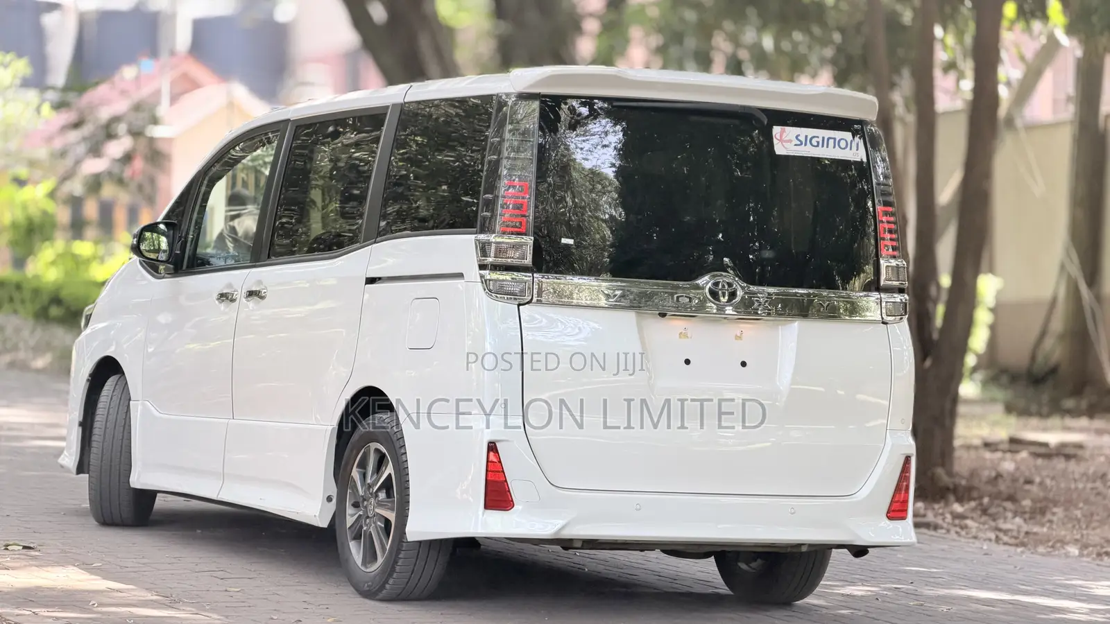 Toyota Voxy X 2WD 8-Seater 2019 White