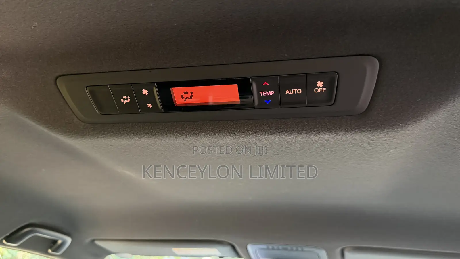 Toyota Voxy X 2WD 8-Seater 2019 White