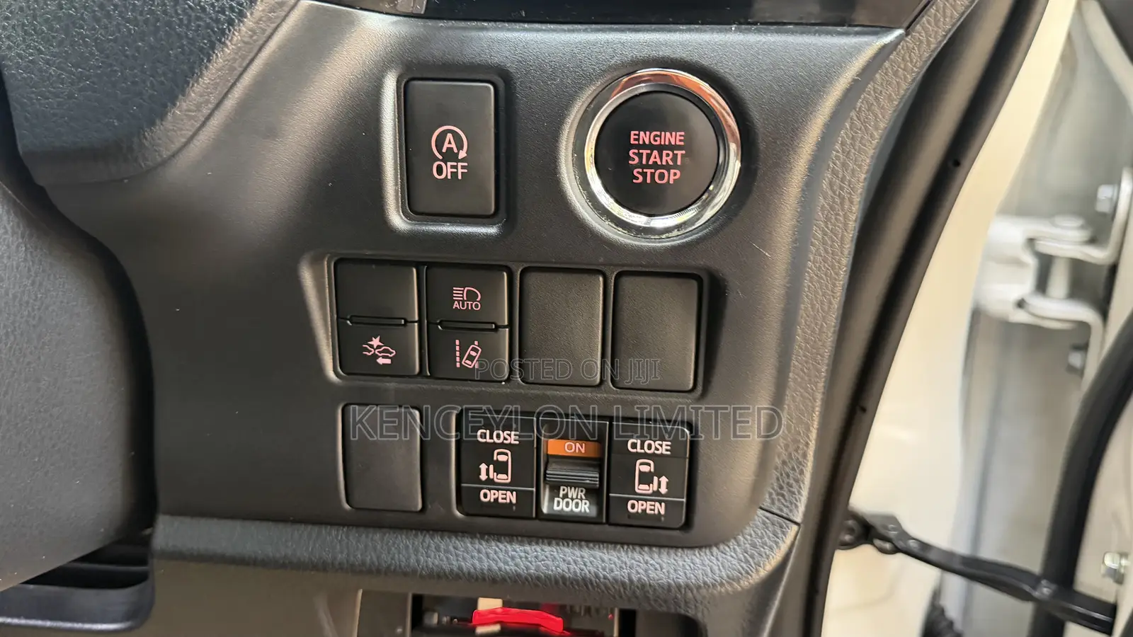 Toyota Voxy X 2WD 8-Seater 2019 White