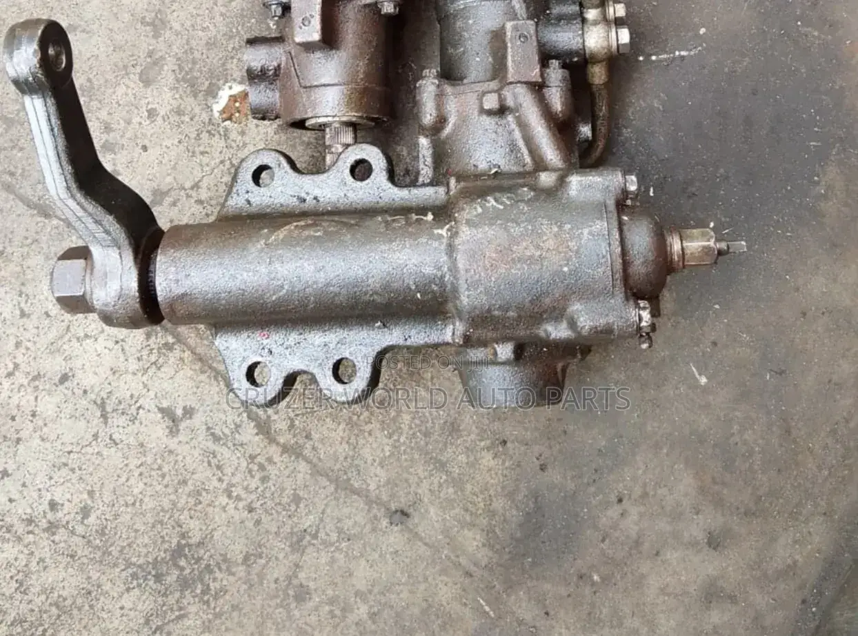 Nissan Hardbody Sterling Box
