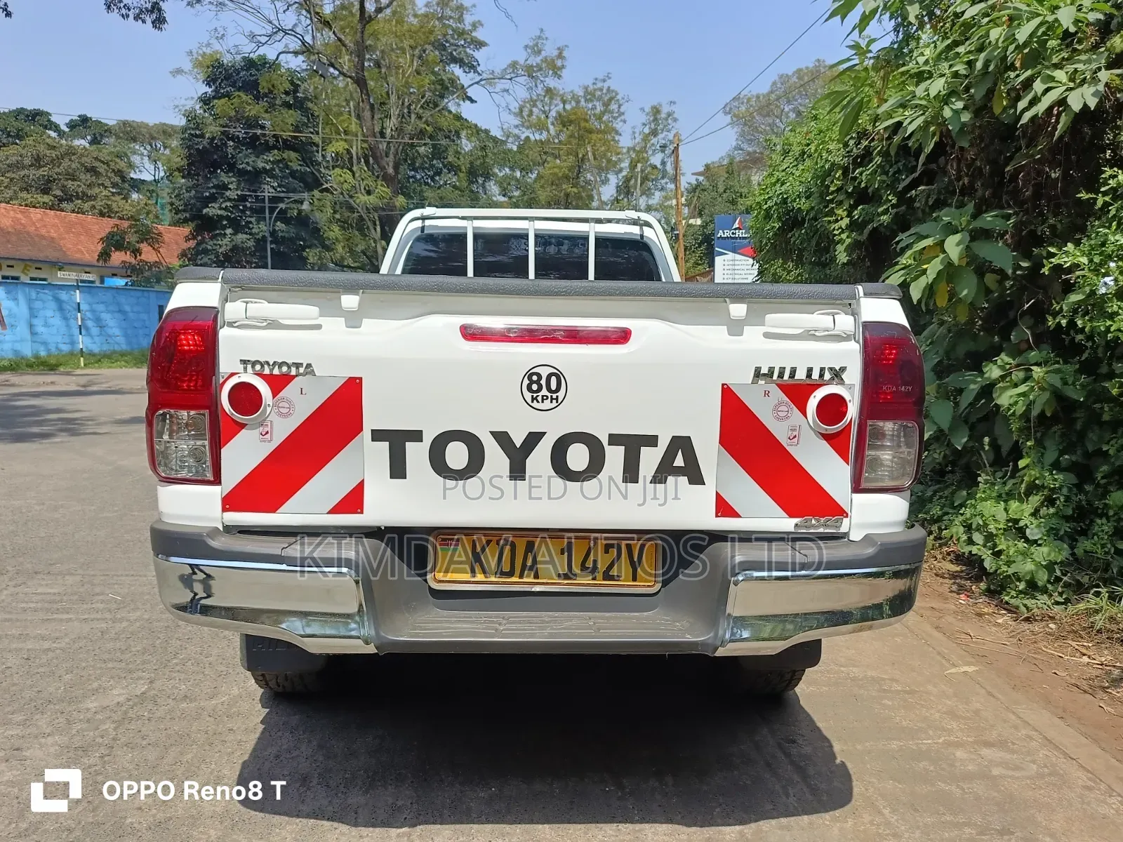 Toyota Hilux 2019 White