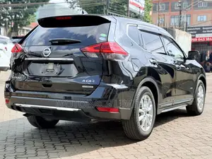 Nissan X-Trail 2.0 Hybrid AWD 2020 Black