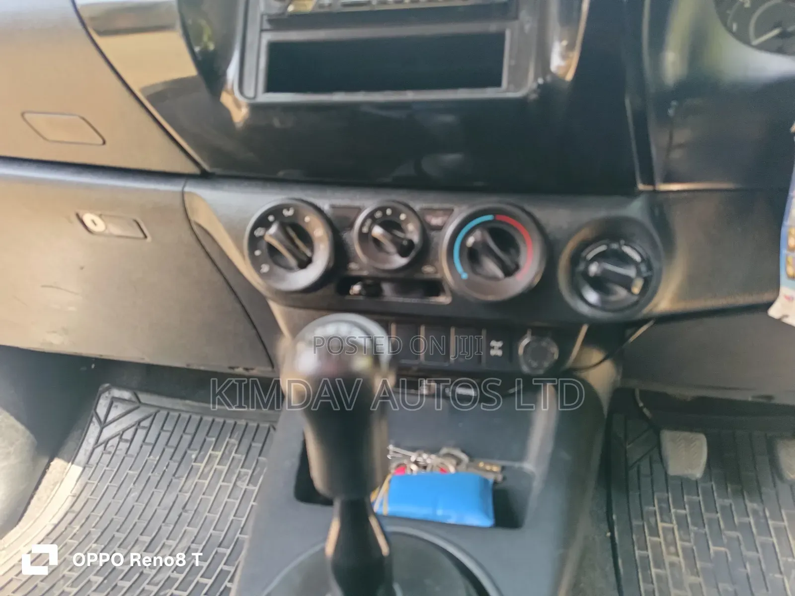 Toyota Hilux 2019 White