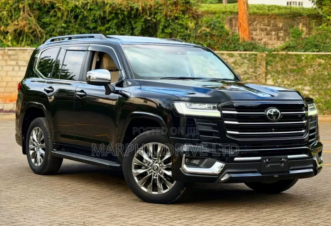 Toyota Land Cruiser 2023 Black