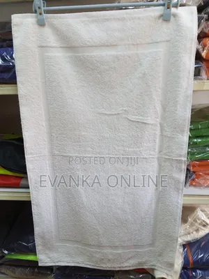 Bath Mat - White (50x80)