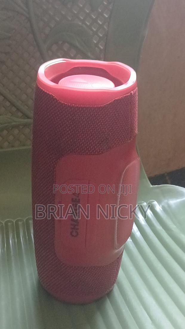 JBL Charge 4 - thumbnail 4