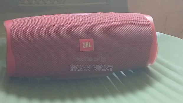 JBL Charge 4 - thumbnail 6