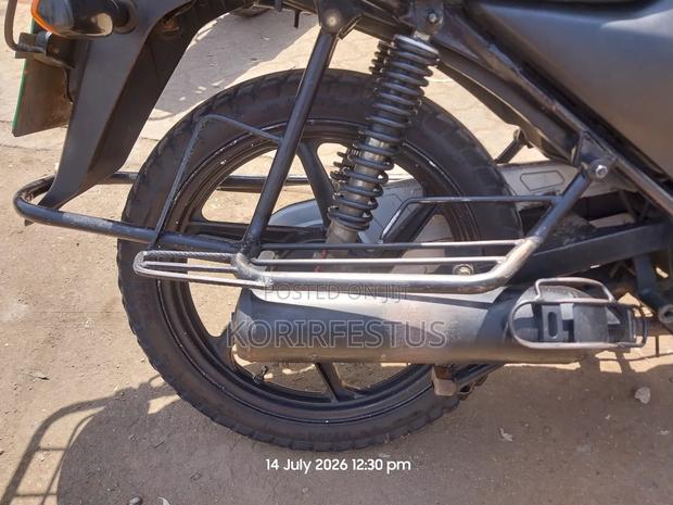 Honda CB 2022 Red - thumbnail 2