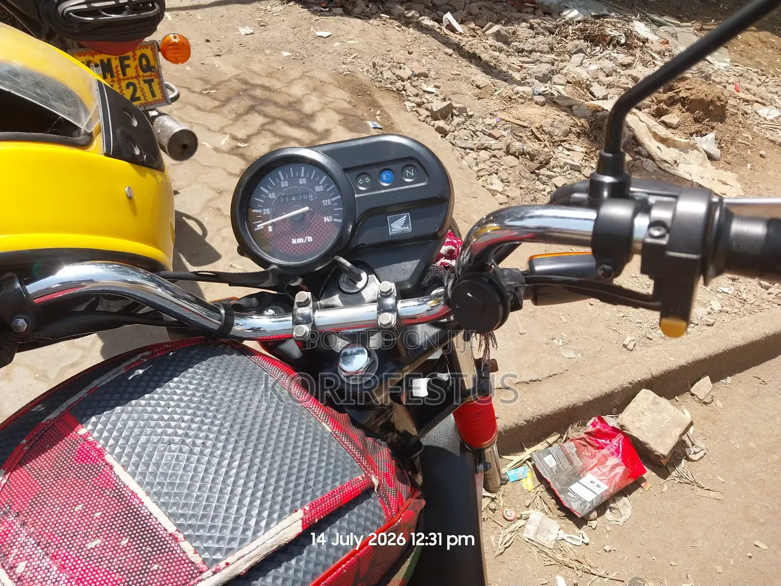 Honda CB 2022 Red