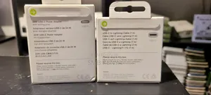 Original Apple 20w Usb-C Fast Charger + Usb-C to Lightning Cable