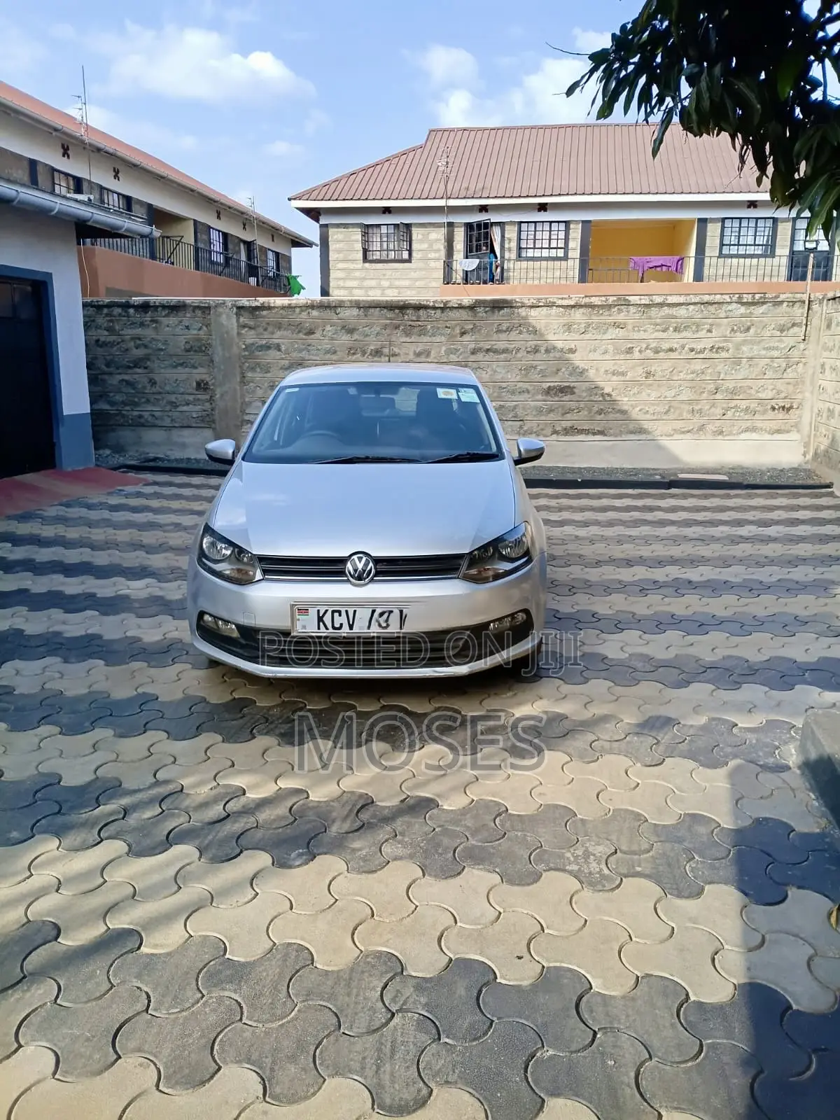 Volkswagen Polo 2019 Silver