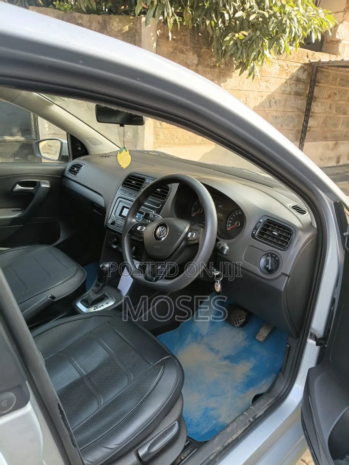 Volkswagen Polo 2019 Silver
