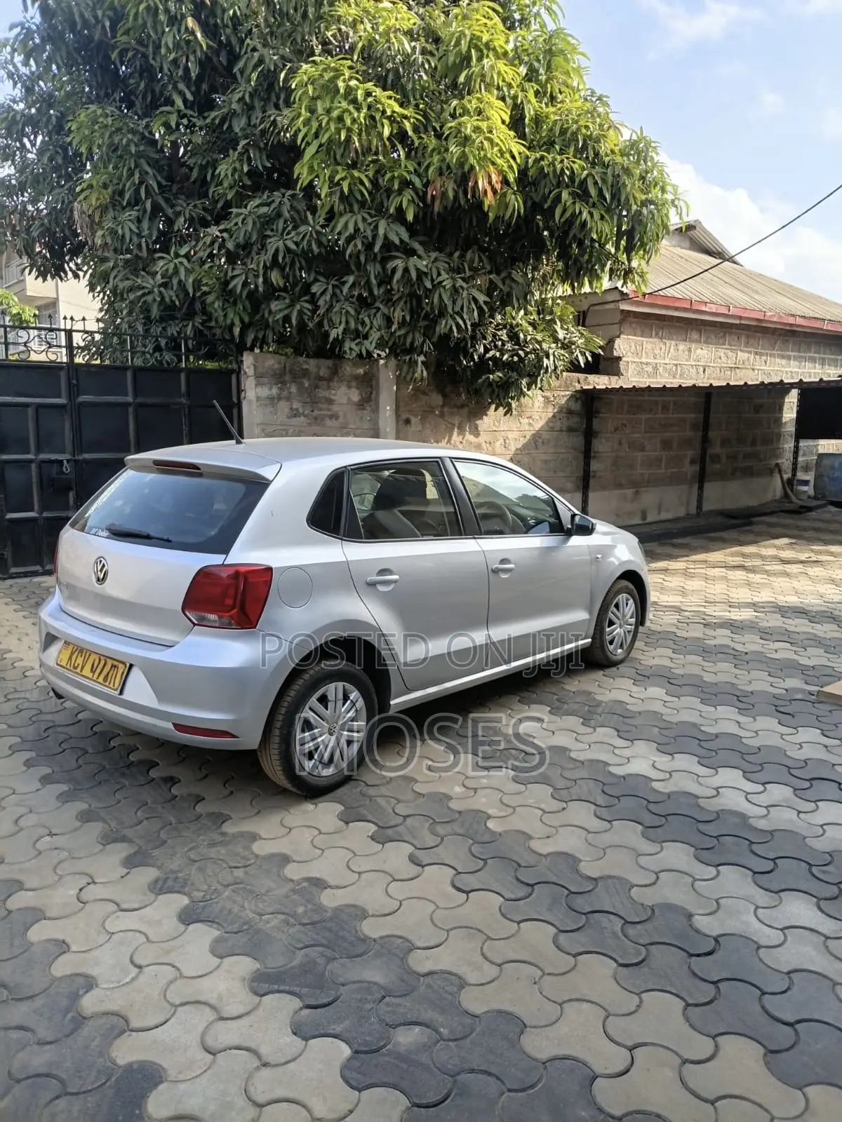 Volkswagen Polo 2019 Silver