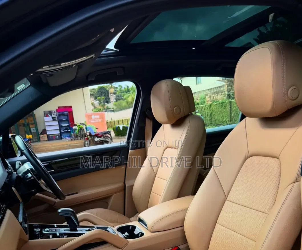 Porsche Cayenne 2019 Black