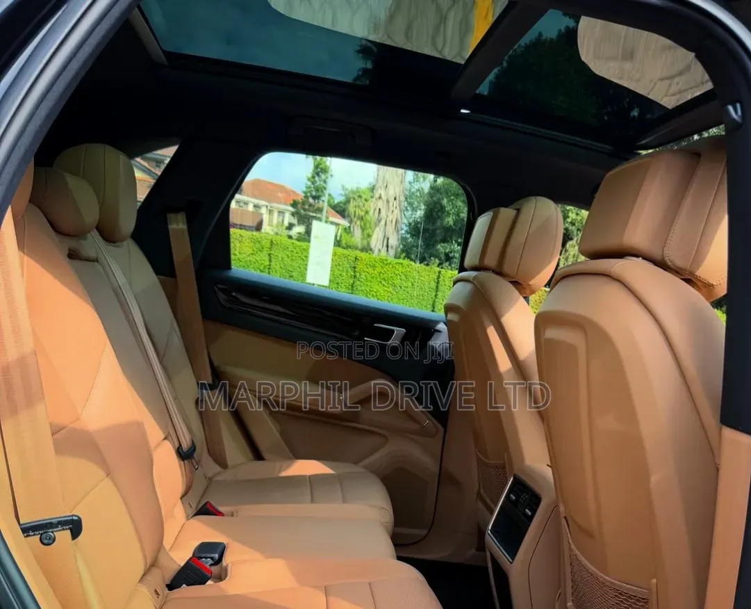 Porsche Cayenne 2019 Black