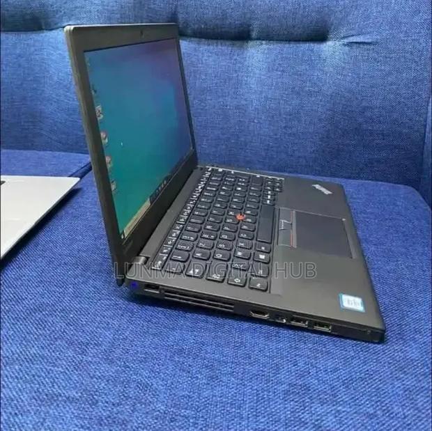 Laptop Lenovo ThinkPad X270 8GB Intel Core i7 SSD 256GB - thumbnail 3