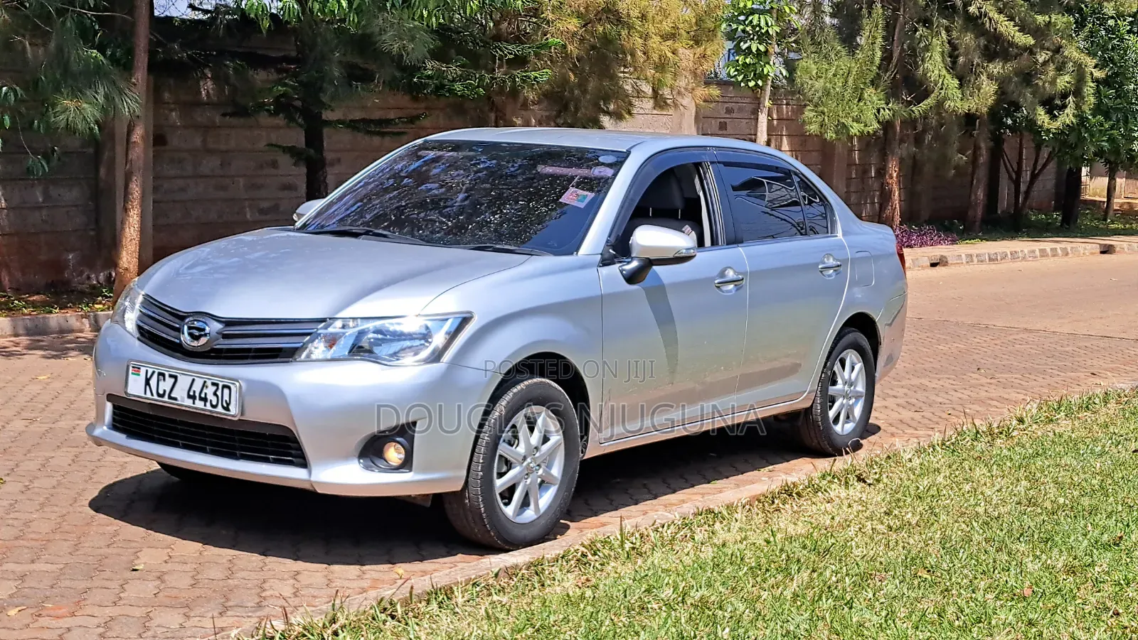 Toyota Axio 2013 Silver