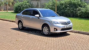 Toyota Axio 2013 Silver
