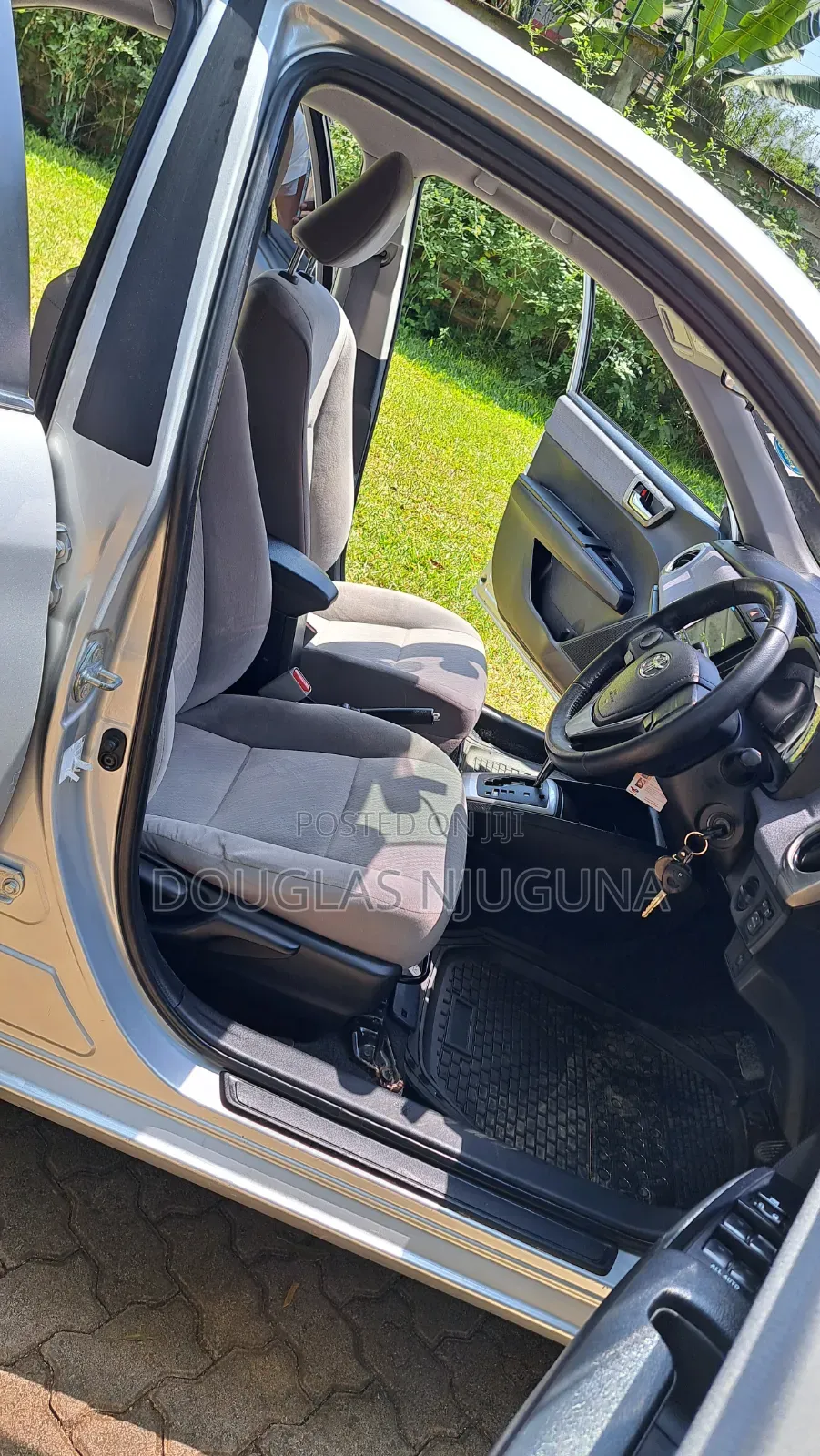 Toyota Axio 2013 Silver