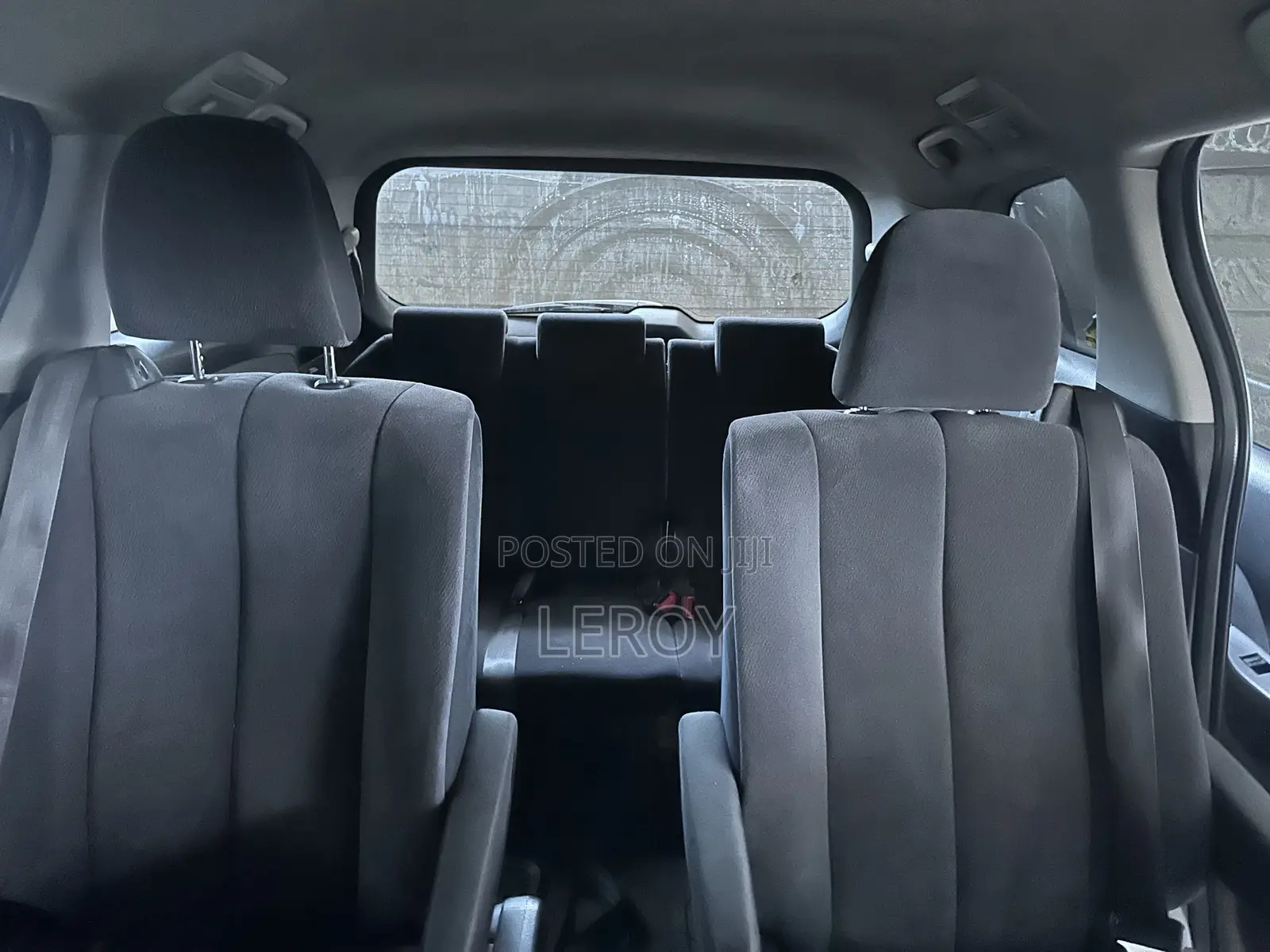 Toyota Estima 2011 Silver