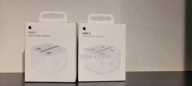 Apple 20w Usb-C Power Adapter - thumbnail 3