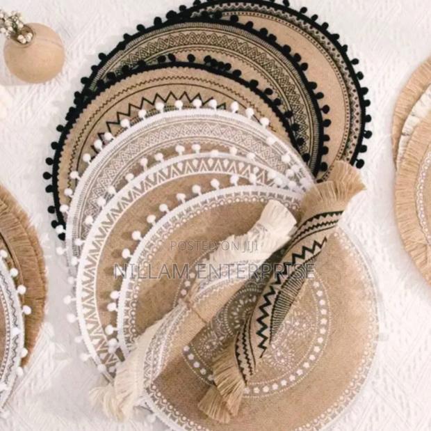 Round Woven Jute Table Mats 6pcs - main view
