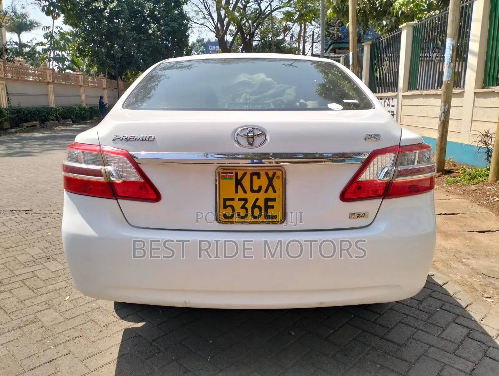 Toyota Premio 2012 White