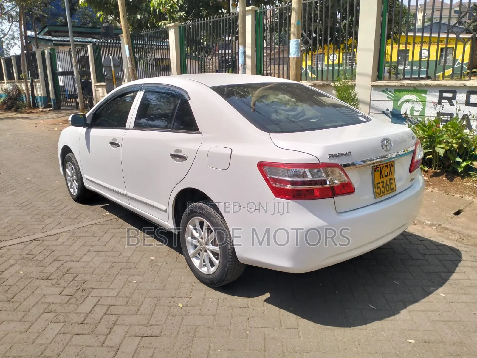 Toyota Premio 2012 White