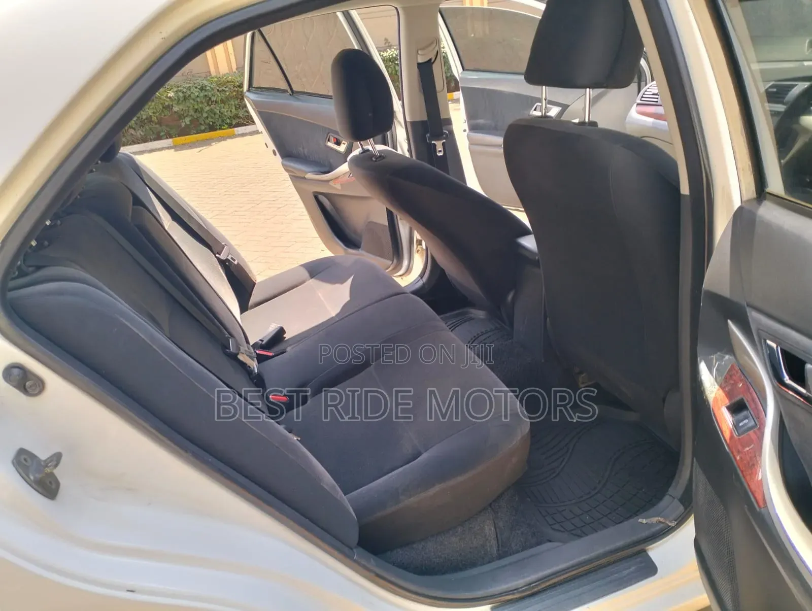 Toyota Premio 2012 White