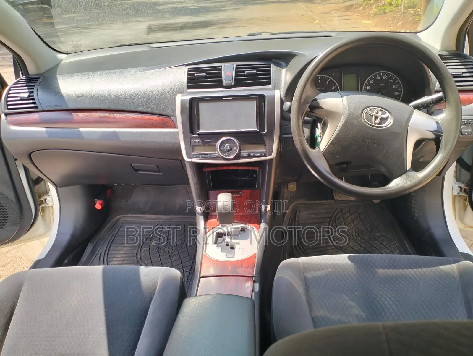 Toyota Premio 2012 White