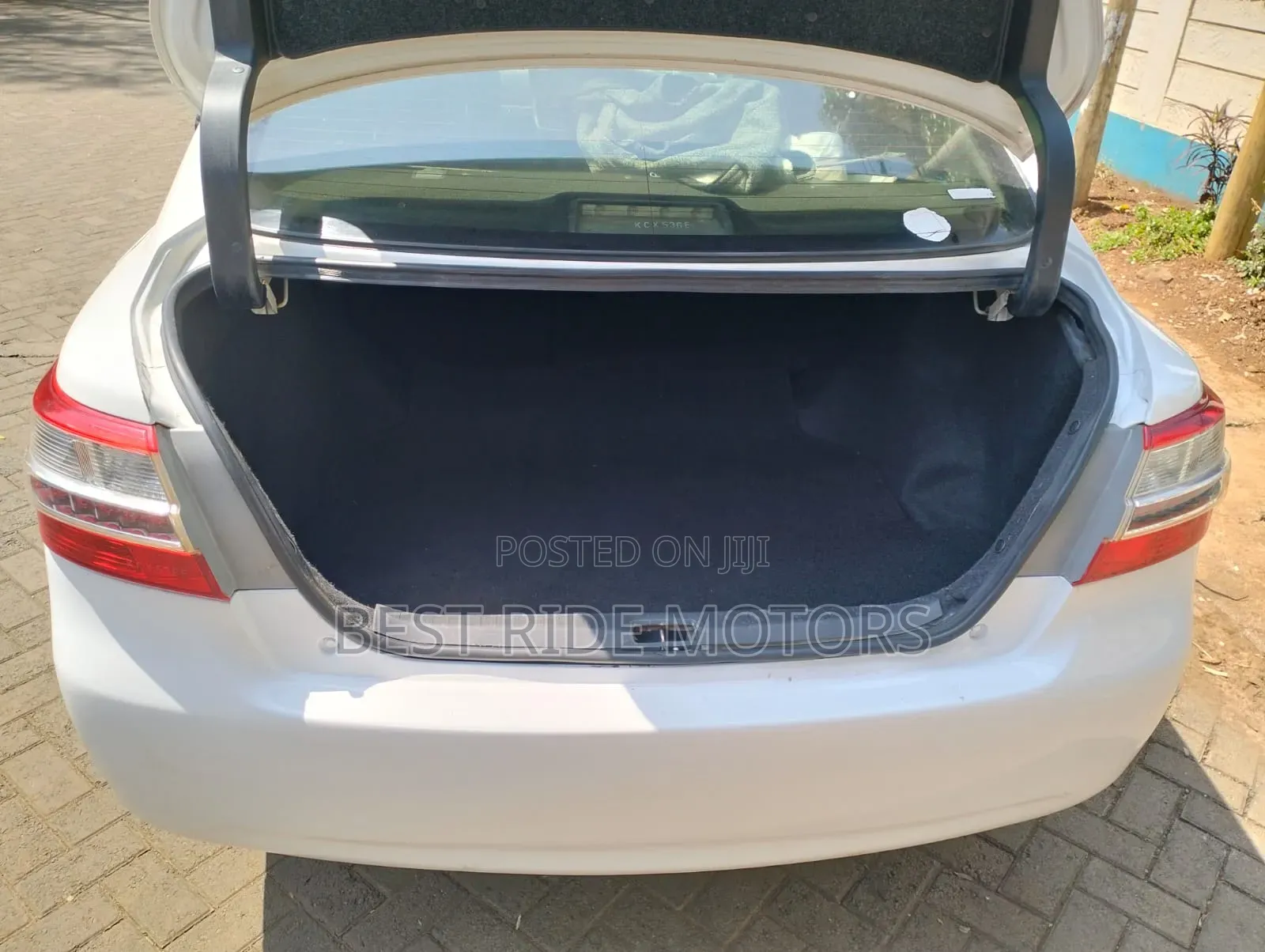 Toyota Premio 2012 White