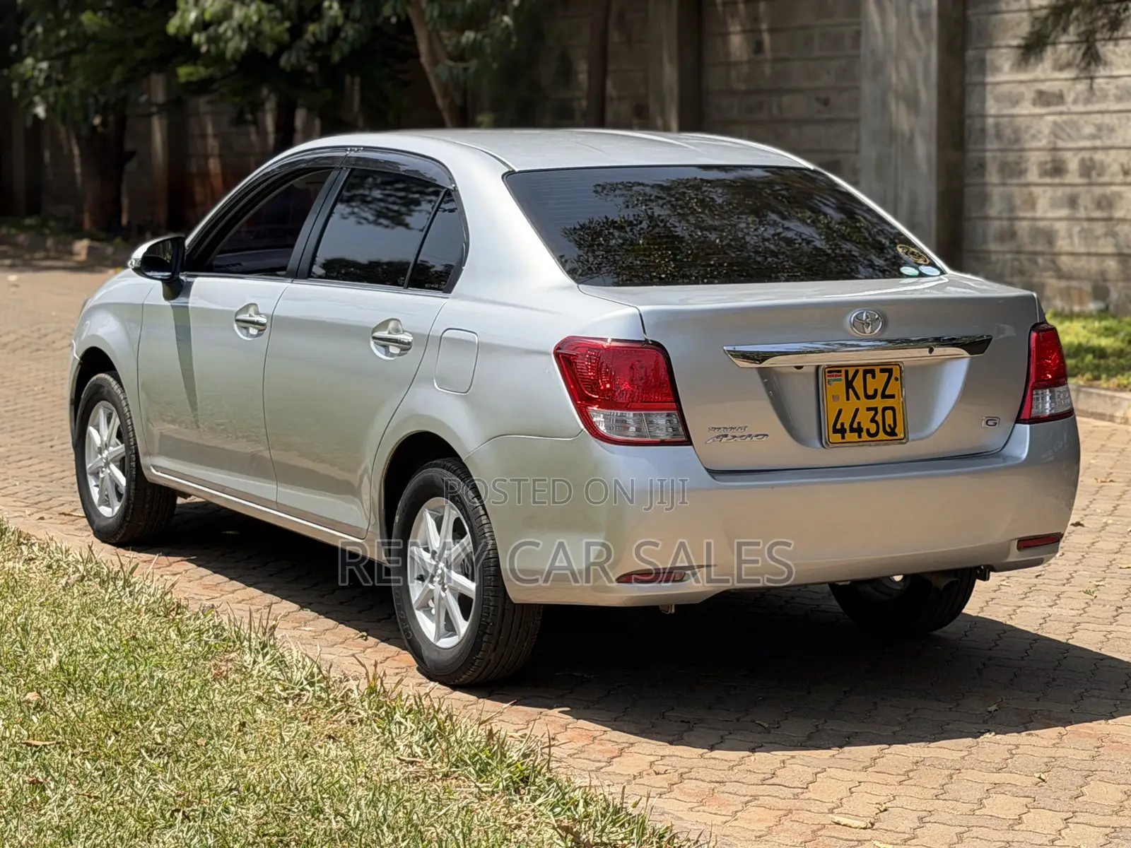 Toyota Axio 2013 Silver