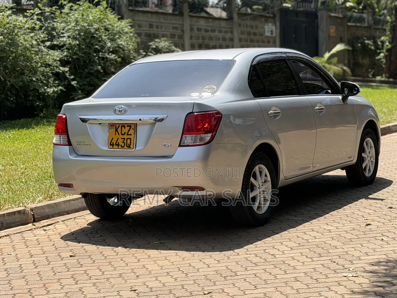 Toyota Axio 2013 Silver