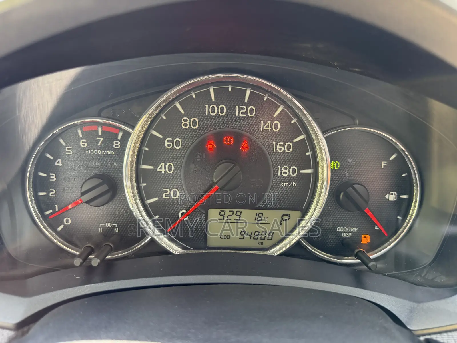 Toyota Axio 2013 Silver