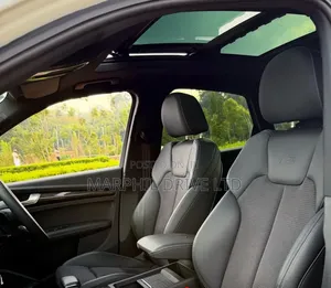 Audi SQ5 Sportback 2022 Pearl