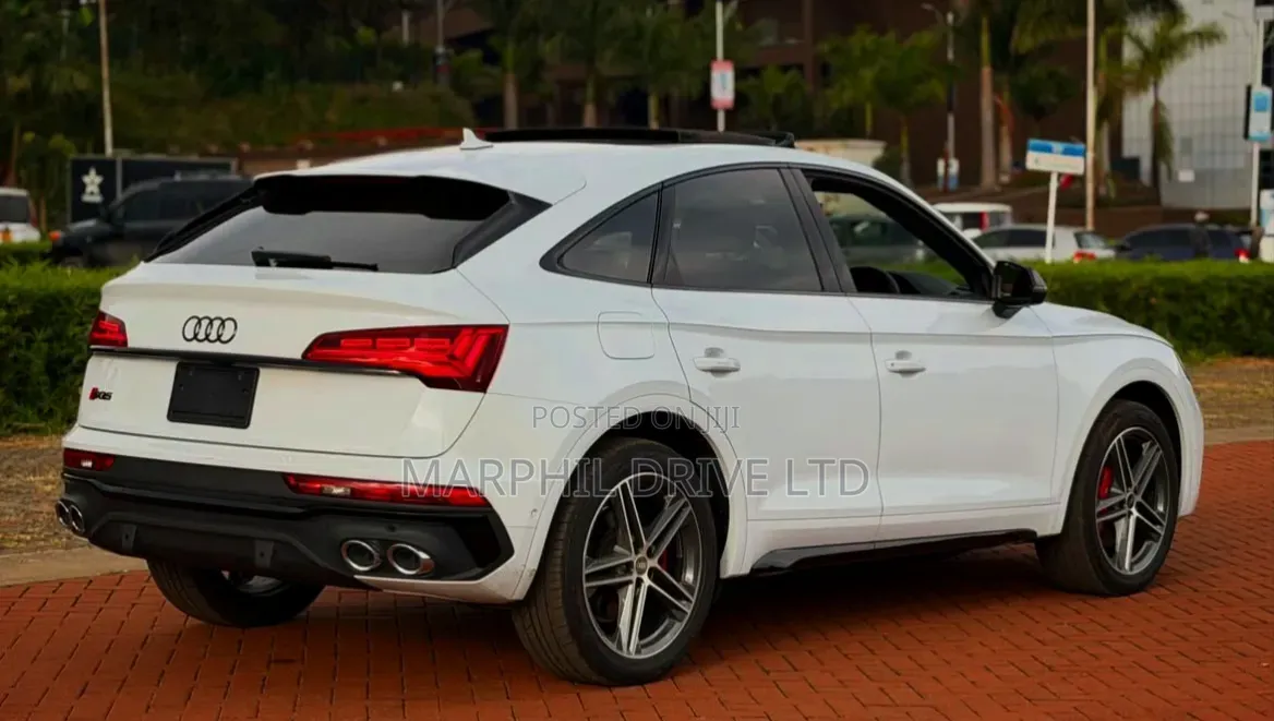 Audi SQ5 Sportback 2022 Pearl