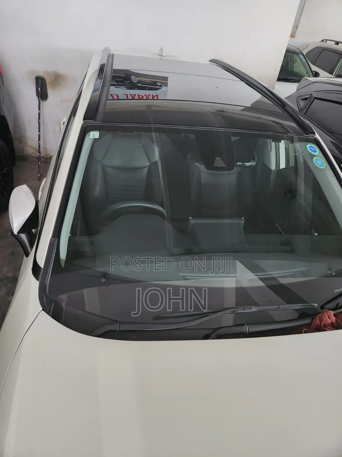 Toyota RAV4 2019 White