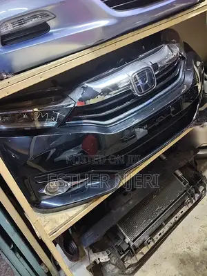 Honda Fit Shuttle Nosecut 2015/2016
