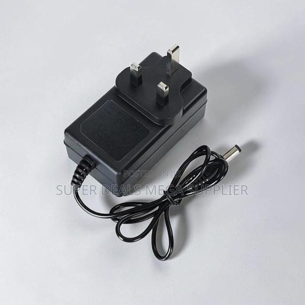 Energy-Efficient 21v 1a 3pin Lithium Ion Battery Charger Power Adapter