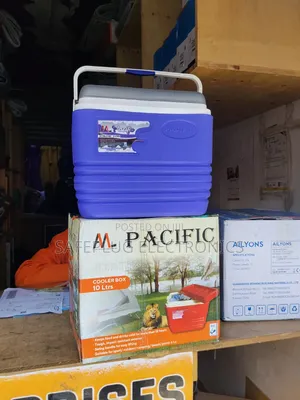 10l Pacific Cooler Box / Portable Ice Chest