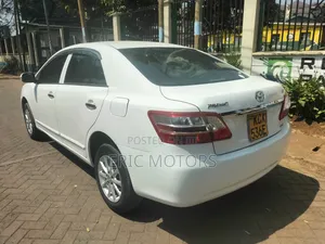 Toyota Premio 2012 White