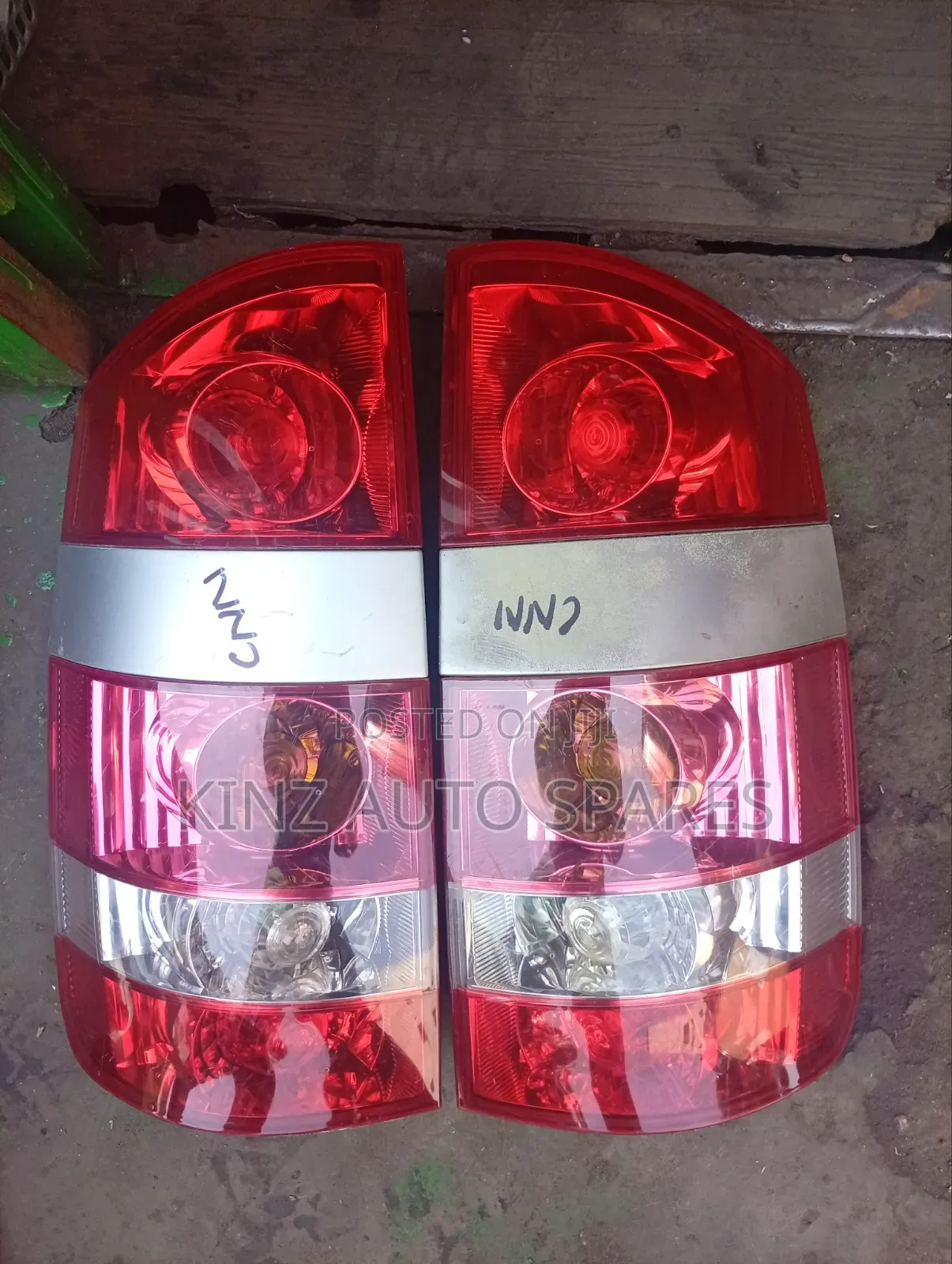 Toyota Noah 2002 Model Rearlight Available