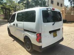 Nissan NV200 2015 White