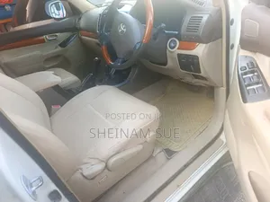 Toyota Land Cruiser Prado 2006 White