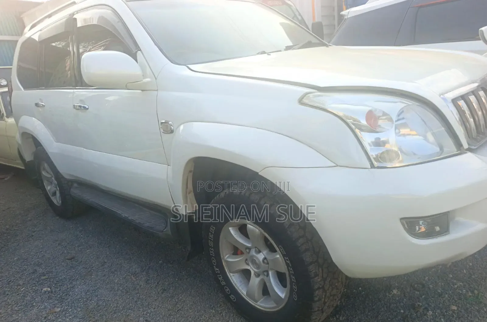 Toyota Land Cruiser Prado 2006 White