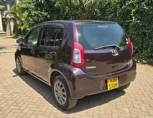 Toyota Passo 2014 Purple