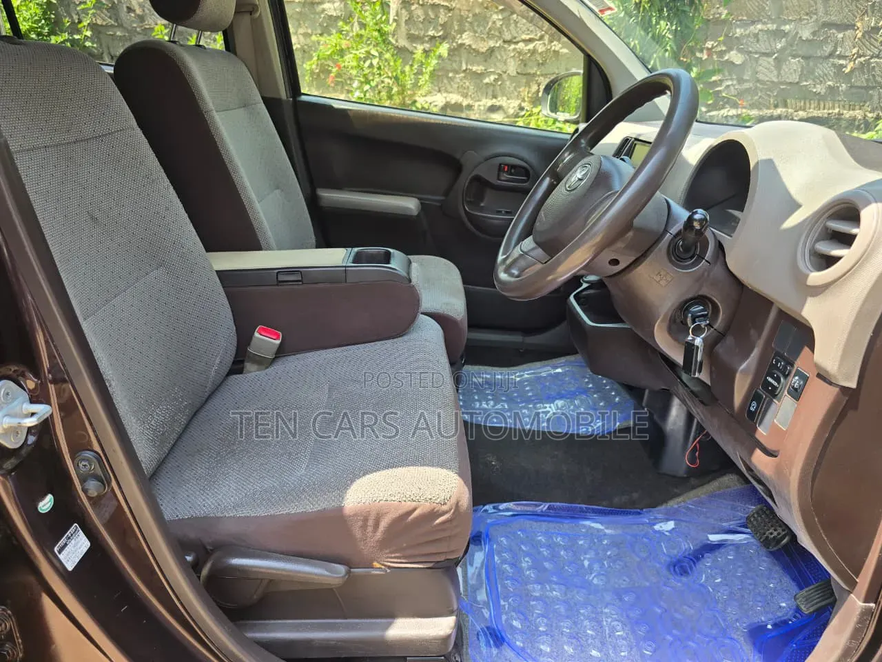 Toyota Passo 2014 Purple