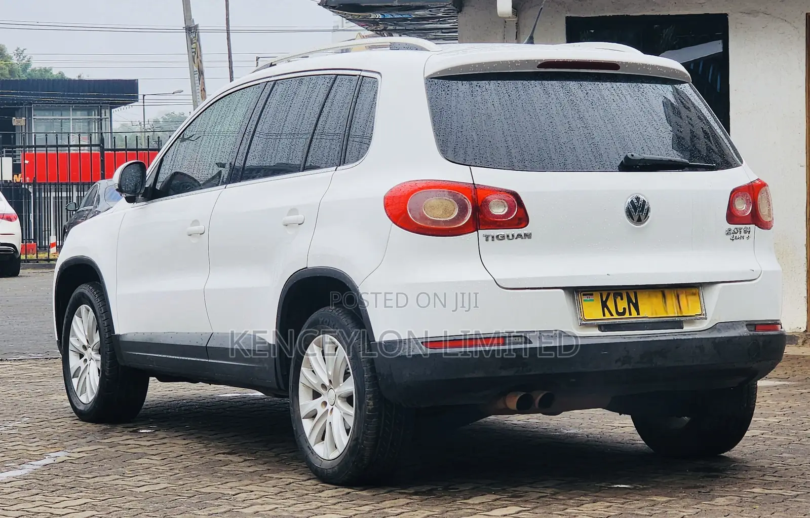 Volkswagen Tiguan S 4Motion 2010 White